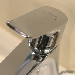 Hansgrohe Metris Single Lever Basin Mixer 200 With Pop-up Waste -Espaces Bain Shop 31080000 d3
