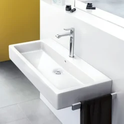 Hansgrohe Metris Single Lever Basin Mixer 200 With Pop-up Waste -Espaces Bain Shop 31183000 d2