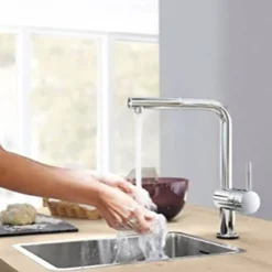 Grohe Minta Touch Electronic Kitchen Sink Mixer With Pull Out Spray - Chrome -Espaces Bain Shop 31360001 d4