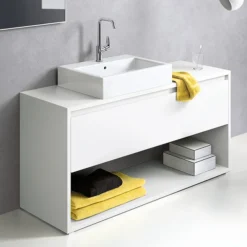 Hansgrohe Focus Single Lever Basin Mixer 240 With Swivel Spout And Pop-up Waste -Espaces Bain Shop 31609000 d1