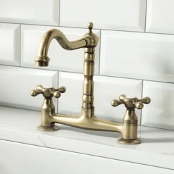 Britannia Classic Bridge Sink Mixer - Brushed Brass -Espaces Bain Shop clbm4 n l