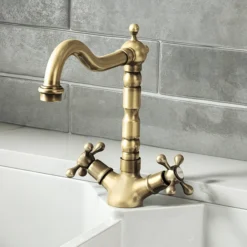 Britannia Classic Mono Sink Mixer - Brushed Brass -Espaces Bain Shop clsm2 n l