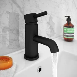 Arezzo Round Matt Black Basin Mono Mixer Tap -Espaces Bain Shop cru20blk detail2