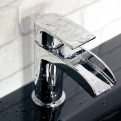 Enzo Waterfall Basin Tap -Espaces Bain Shop enz1 d1
