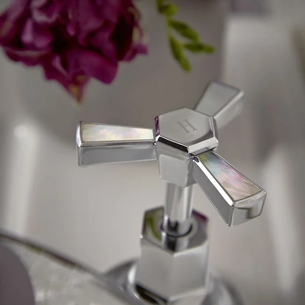 Heritage Gracechurch Mother Of Pearl Bath Pillar Taps 3 Heritage Gracechurch Mother Of Pearl Bath Pillar Taps