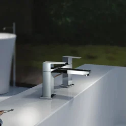 Monza Curved Modern Bath Tap 9 Monza Curved Modern Bath Tap -Espaces Bain Shop mzc22 d3