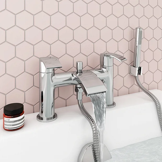 Nexus Bath Shower Mixer Tap + Shower Kit 5 Nexus Bath Shower Mixer Tap + Shower Kit - Image 3