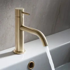 Crosswater MPRO Monobloc Basin Mixer - Brushed Brass -Espaces Bain Shop pro110dnf d1
