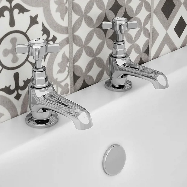 Regent Chrome Traditional Bath Taps 5 Regent Chrome Traditional Bath Taps - Image 3