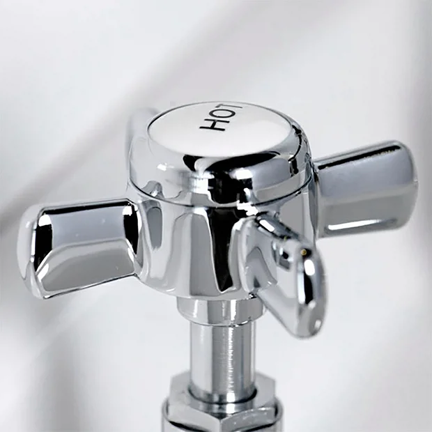 Regent Chrome Traditional Bath Taps 3 Regent Chrome Traditional Bath Taps
