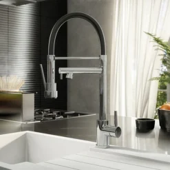 Venice Chrome Kitchen Sink Mixer With Smooth Rubber Hose And Flexi Spray -Espaces Bain Shop vnksm386